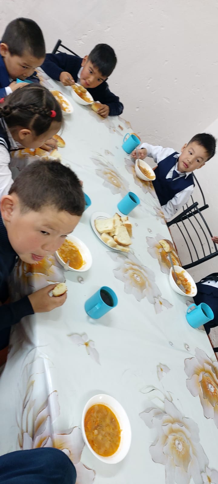 тамақтану үсті